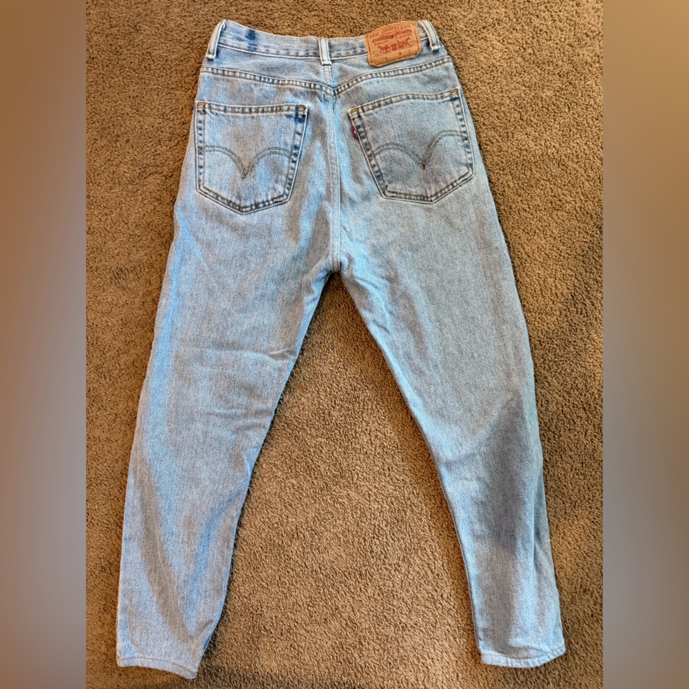 Levi's Light Blue High Rise Women's Jeans - Picture 2 of 3